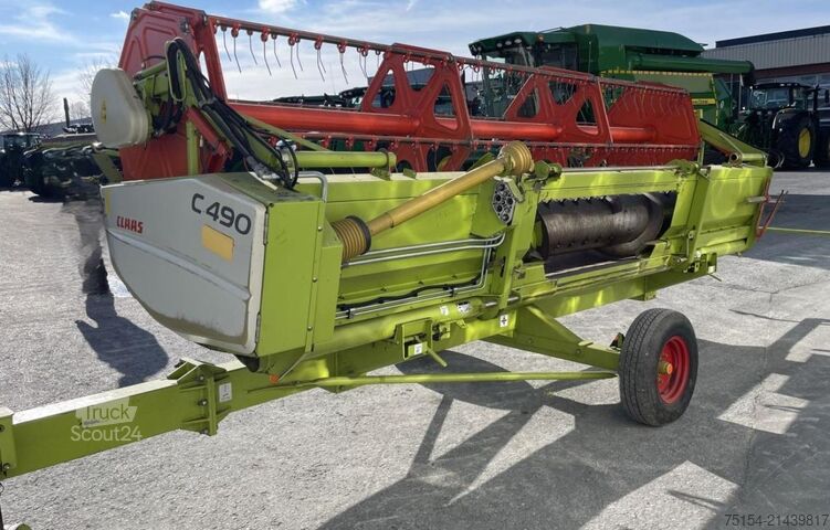 Ceifeira-debulhadora CLAAS Tucano 320