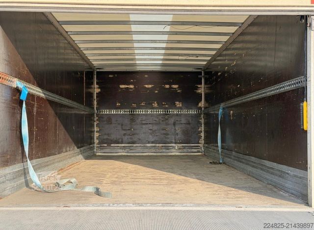 Box truck RENAULT MIDLUM KOFFERAUFBAU+LBW*2013*EURO5*