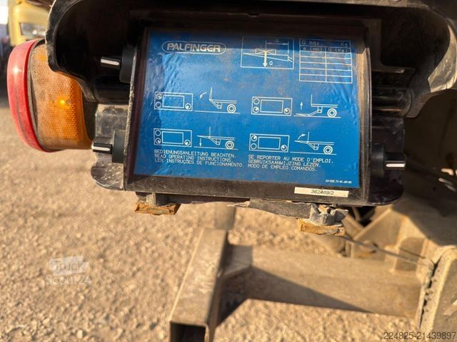 Box truck RENAULT MIDLUM KOFFERAUFBAU+LBW*2013*EURO5*