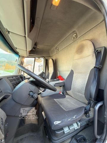 Box truck RENAULT MIDLUM KOFFERAUFBAU+LBW*2013*EURO5*