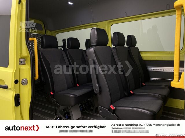 حافلة صغيرة VW Crafter 35 Aut. *Rollstuhl-Rampe* 8-Sitze (5449)