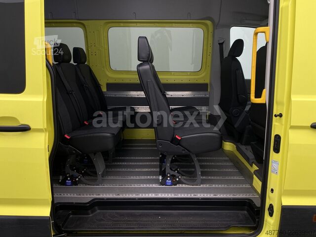حافلة صغيرة VW Crafter 35 Aut. *Rollstuhl-Rampe* 8-Sitze (5449)