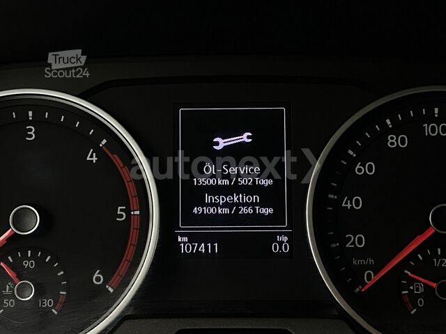 حافلة صغيرة VW Crafter 35 Aut. *Rollstuhl-Rampe* 8-Sitze (5449)