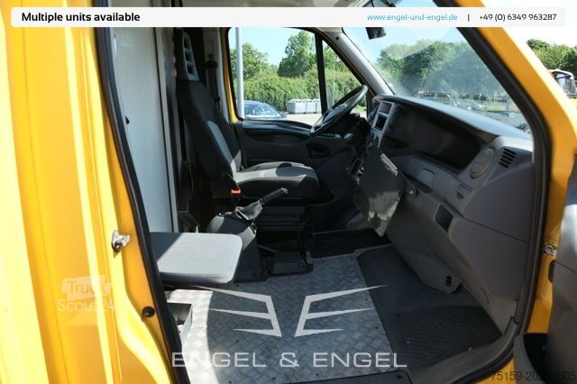 Furgoneta caja iveco Daily 35 S11 C30C AUTOMATIK KAMERA MAXI Regale LUFT DURCHGANG