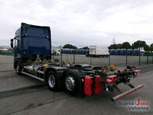 Șasiu de camion Scania R 410 B6x2*4NB LNG
