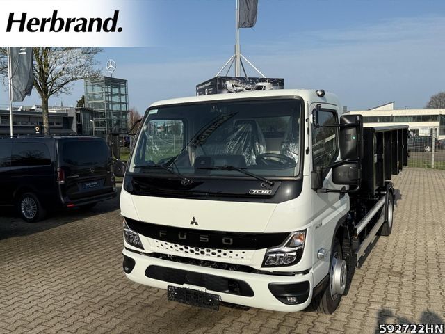 Tilpasset varebil FUSO Canter 7C18 HIAB-Abrollkipper Vfhrzg.