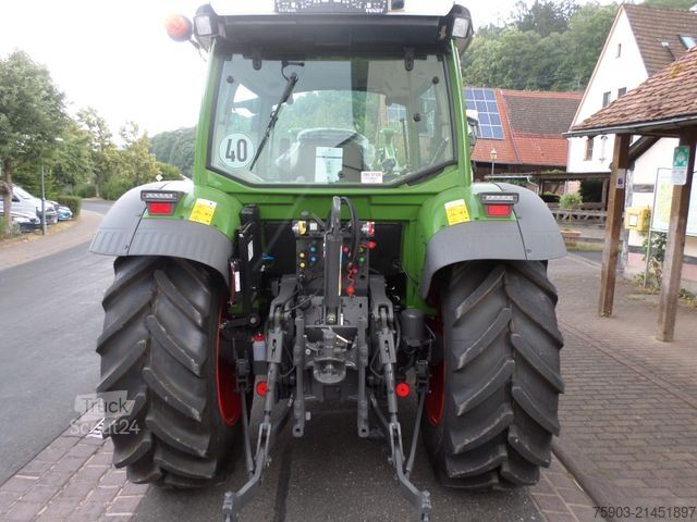 Tracteur de cour FENDT Fendt Vario 209 Gen 3  mit guter Austattung