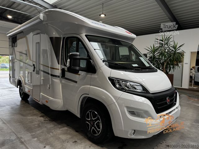 Half-integraal camper EURAMOBIL Profila T 695 EB Ausstellungsfahrzeug