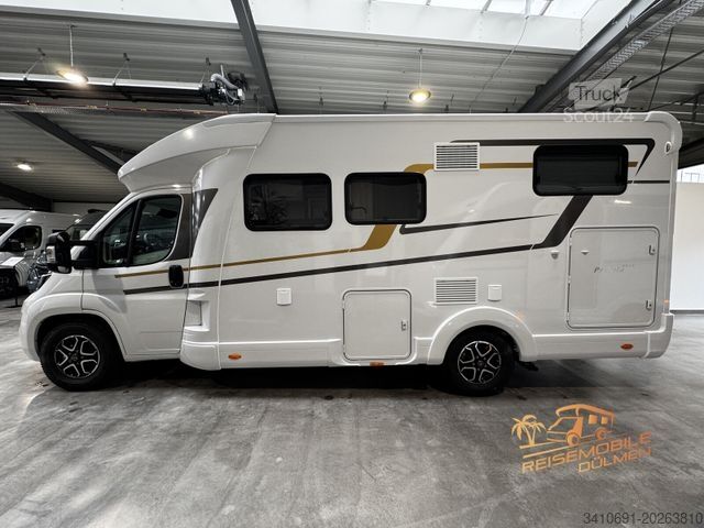 Half-integraal camper EURAMOBIL Profila T 695 EB Ausstellungsfahrzeug