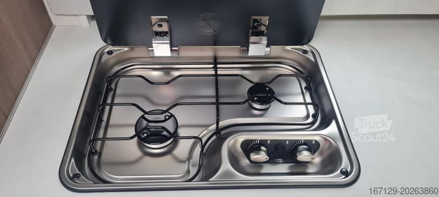 Camping-car semi-intégré CARADO T 328 5 Sitz und Schlafplätze