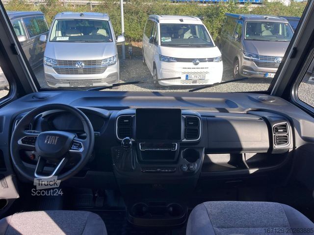 Autorulotă integrată CARADO I 338