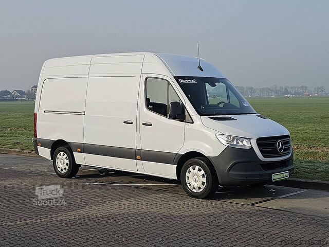 Kombi med högt tak MERCEDES-BENZ SPRINTER 317 L2H2 Automaat Mbux