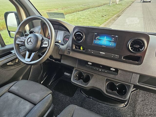 Kombi med högt tak MERCEDES-BENZ SPRINTER 317 CDI AUT. L3H2