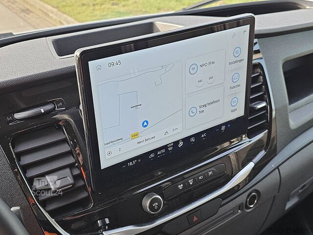 Kombi med högt tak FORD TRANSIT 2.0 L3H2 Navi Trekhaak