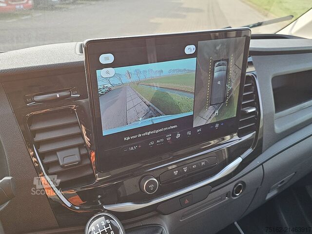 Kombi med högt tak FORD TRANSIT 2.0 L3H2 Navi Trekhaak