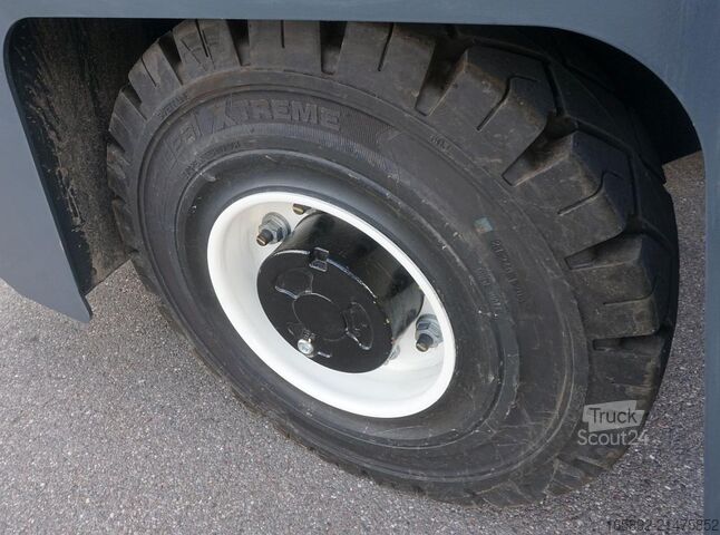 Rankinis keltuvas Combilift C5000 FWSL