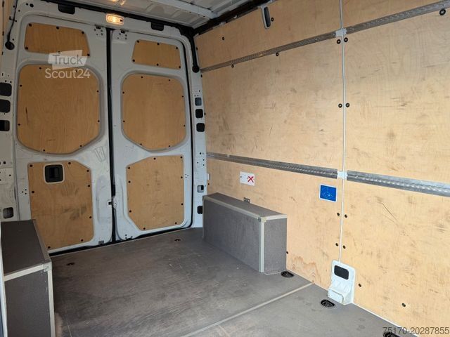 Kastenwagen hoch MERCEDES-BENZ eSprinter 312 Klima SHZ Kamera