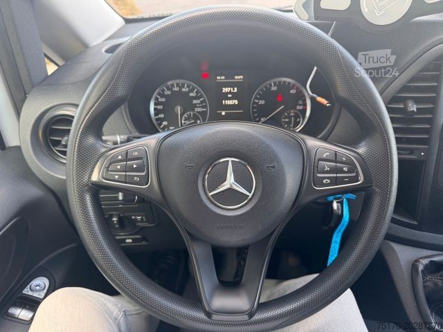 Kleinbus MERCEDES-BENZ Vito 111 CDI Tourer Begleitfahrzeug BF3+ / WVZ