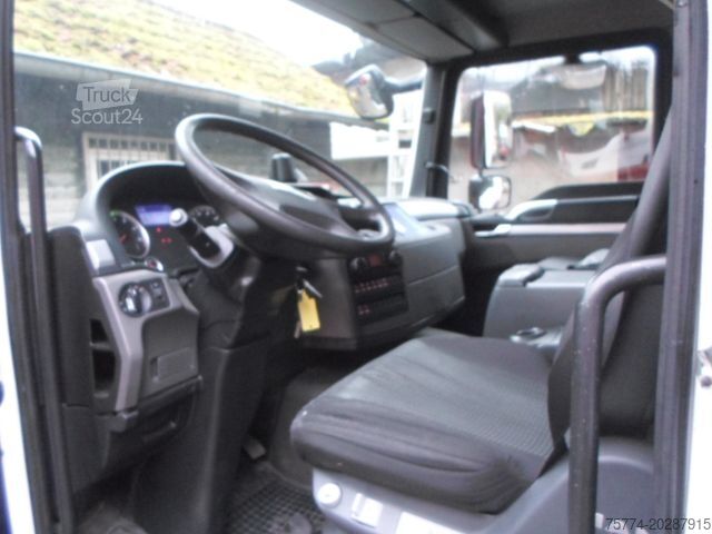 LKW mit Kofferaufbau MAN TGL  12.220 / Koffer/LBW 3000 KG