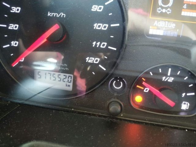 Camión de materiales peligrosos IVECO AS440S48T/P XP