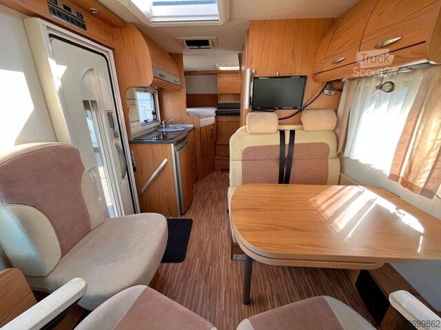 Autocaravana integral BÜRSTNER Aviano I640 G - Hub/Einzelbetten - 2 x Klima