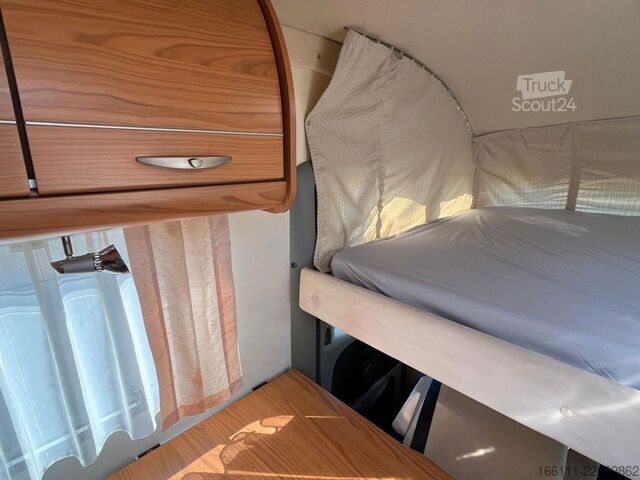Autocaravana integral BÜRSTNER Aviano I640 G - Hub/Einzelbetten - 2 x Klima
