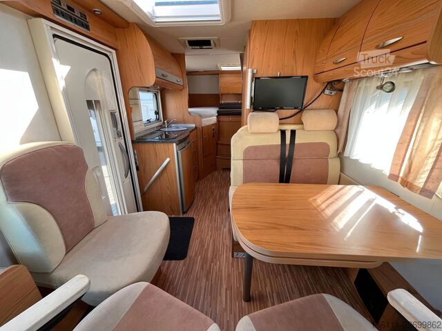 Autocaravana integral BÜRSTNER Aviano I640 G - Hub/Einzelbetten - 2 x Klima
