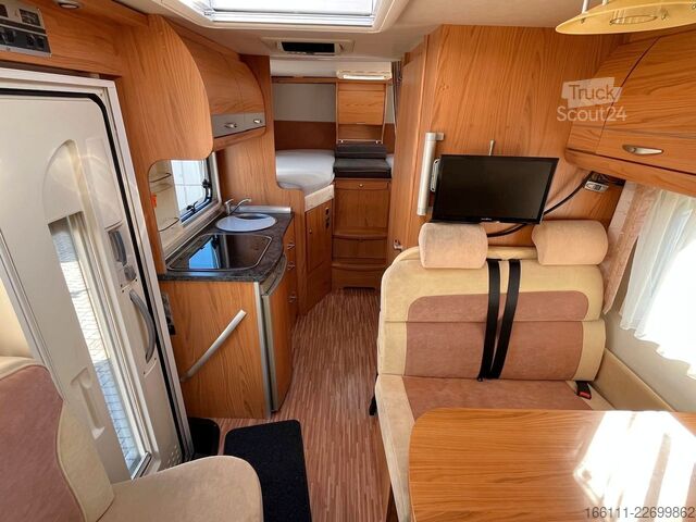 Autocaravana integral BÜRSTNER Aviano I640 G - Hub/Einzelbetten - 2 x Klima