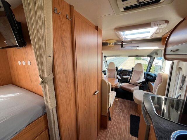 Autocaravana integral BÜRSTNER Aviano I640 G - Hub/Einzelbetten - 2 x Klima