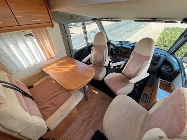 Autocaravana integral BÜRSTNER Aviano I640 G - Hub/Einzelbetten - 2 x Klima