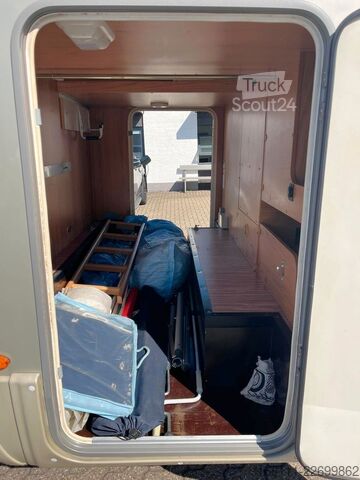 Autocaravana integral BÜRSTNER Aviano I640 G - Hub/Einzelbetten - 2 x Klima