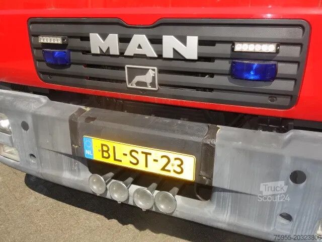 Hasičské auto MAN LE 220C GODIVA POMP 2000 LITER TANK,MANUAL GEARBOX