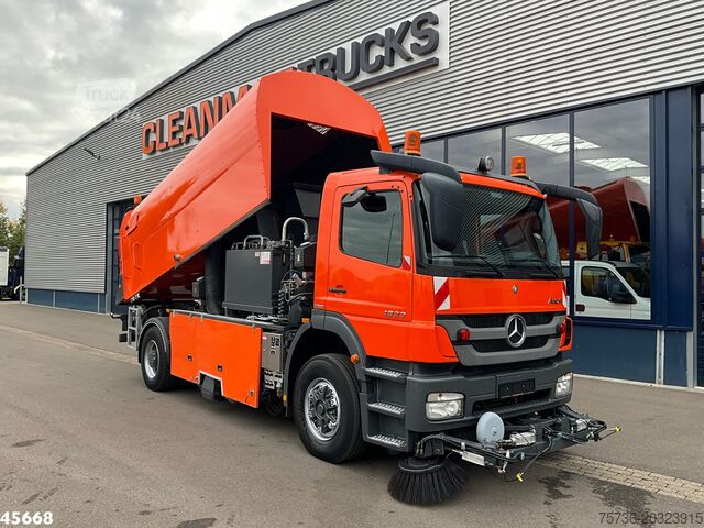 підмітальна машина Mercedes-Benz Axor 1833 4x4 Schörling SORF Schienenreinigungs...