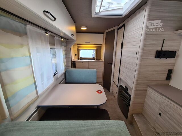 Caravan DETHLEFFS c-joy Active 420 QSH *Active-Paket*Bad-Fenster*