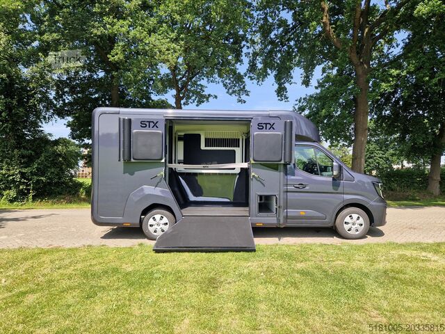 Paarden transport Renault Master Actie! Nieuw model 2025 STX paardenwagen...