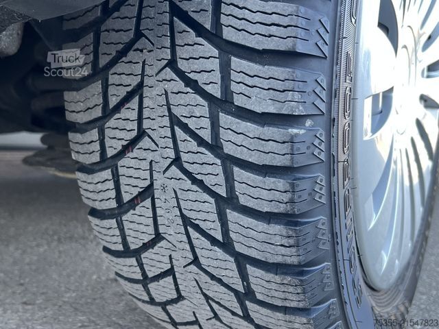 Koelwagen met geïsoleerde laadbak MERCEDES-BENZ Vito 114 CDI extralang Carrier Tempomat Klima