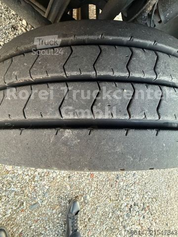 Box truck MERCEDES-BENZ 1218L E6, Automatikgetriebe, Klima, LBW 1.5 T