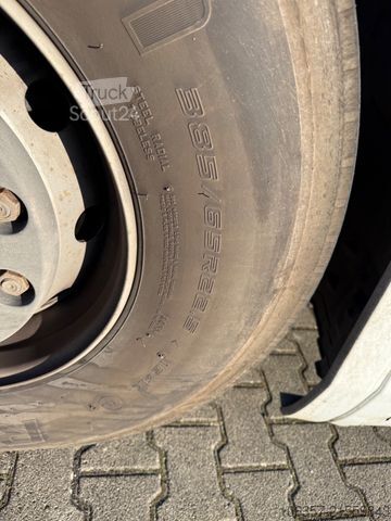 Trattore stradale standard IVECO STRALIS SWAY AS440S46T/P Standklima Retarder