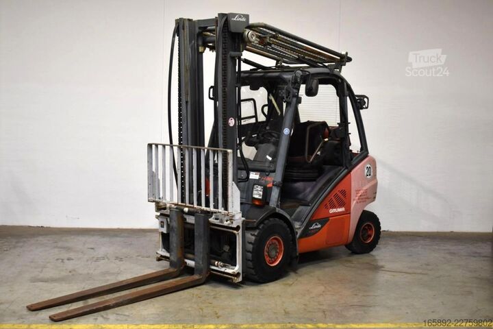 Gaffeltruck Linde H 30 T EVO 393-02