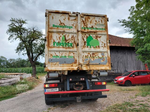 Hakowiec z żurawiem załadunkowym Atlas Renault Premium Lander 410.26