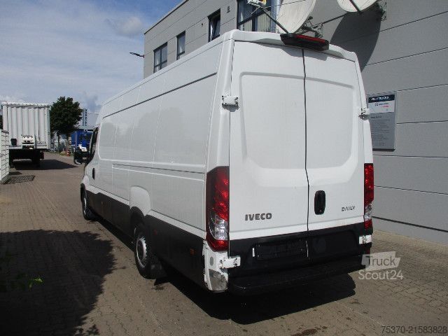 Panelinis furgonas IVECO DAILY 35S16 - 4100