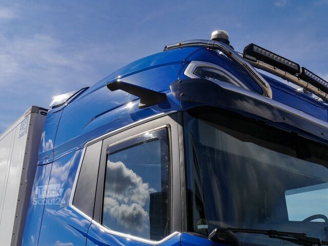 Τυπική μονάδα τράκτορα DAF XG+ 530 FT 4x2 Top Komplettzug Kühler Intarder
