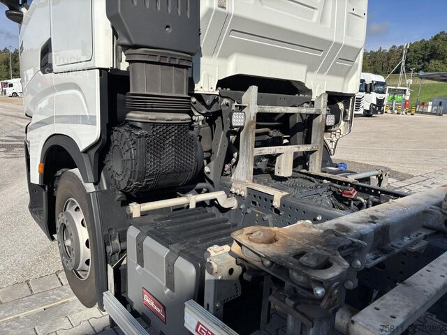 Φορτηγό εναλλασσόμενου αμαξώματος IVECO S-Way AS260S49Y/FP CM MW 1120-1320 Intarder AHK