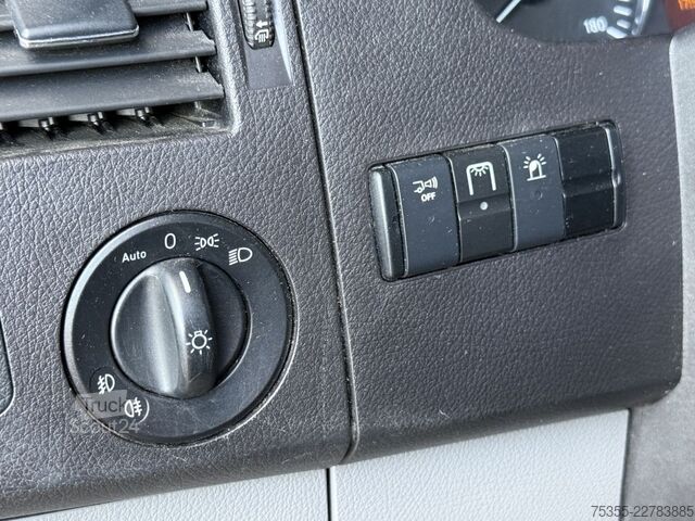 شاحنة نقل سيارات مغلقة MERCEDES-BENZ Sprinter 519 CDI Klima NAVI Tempomat 4,8m Rampen