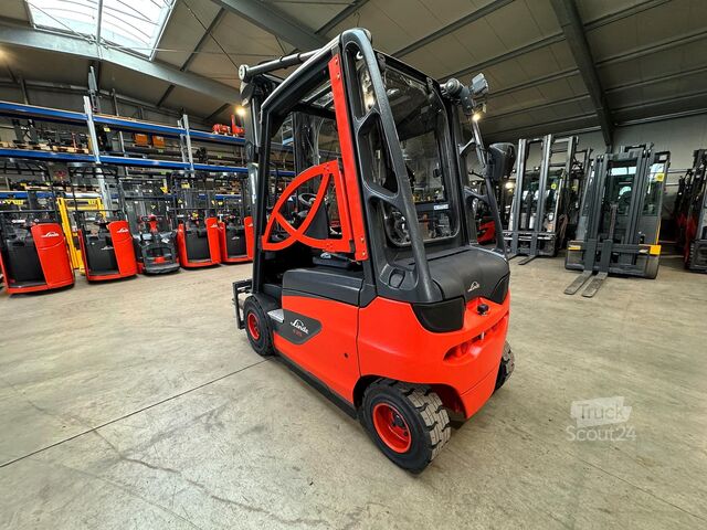 Priekinis krautuvas Linde E 25 [ID: 160]