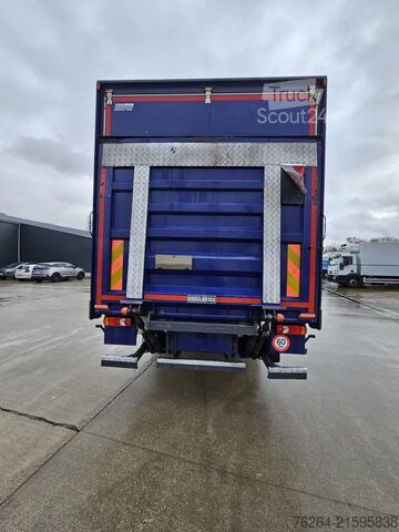 Suitcase DAF LF 220 BAKWAGEN EURO6(motorprobleem)