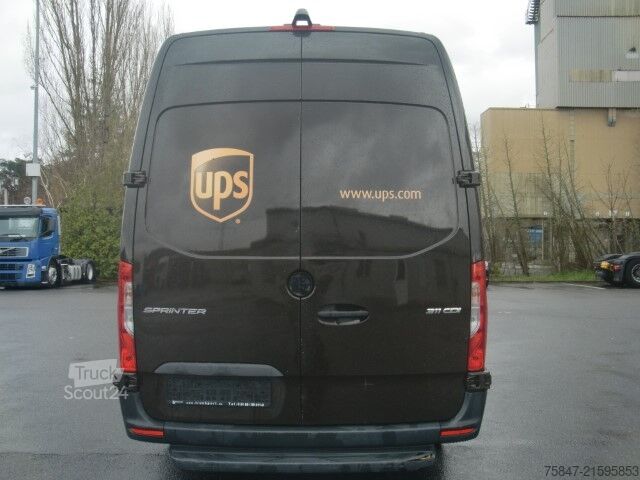 High top van Mercedes-Benz Sprinter 311 CDI Klima Kamera
