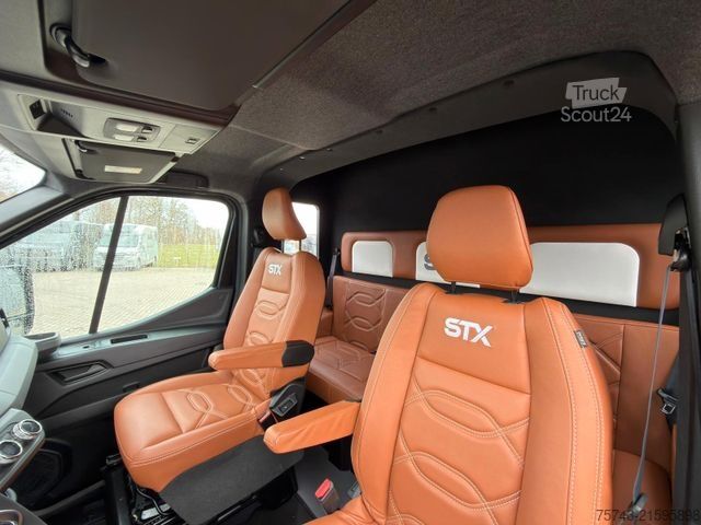 Viehtransporter RENAULT Master STX 5 Sitzer Haras ex. Lang Automatik