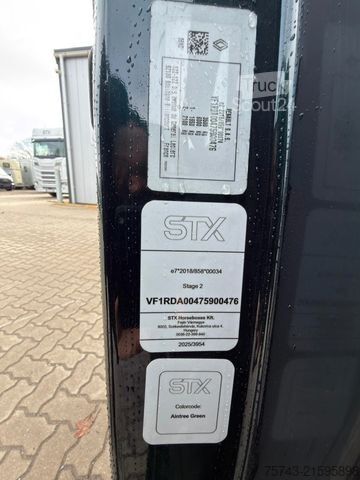 Viehtransporter RENAULT Master STX 5 Sitzer Haras ex. Lang Automatik