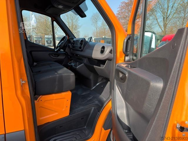 Livestock transporter MERCEDES-BENZ 316  Sprinter  3.500KG  Kofferaufbau